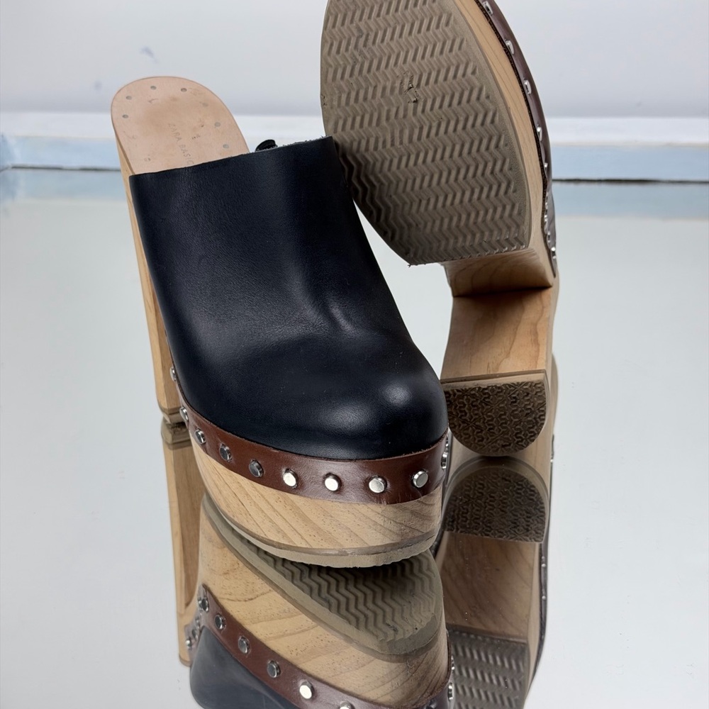Zara Platform Leather Studded Clogs woman’s in size 39 (8, 8.5 US ) - Picture 6 of 8